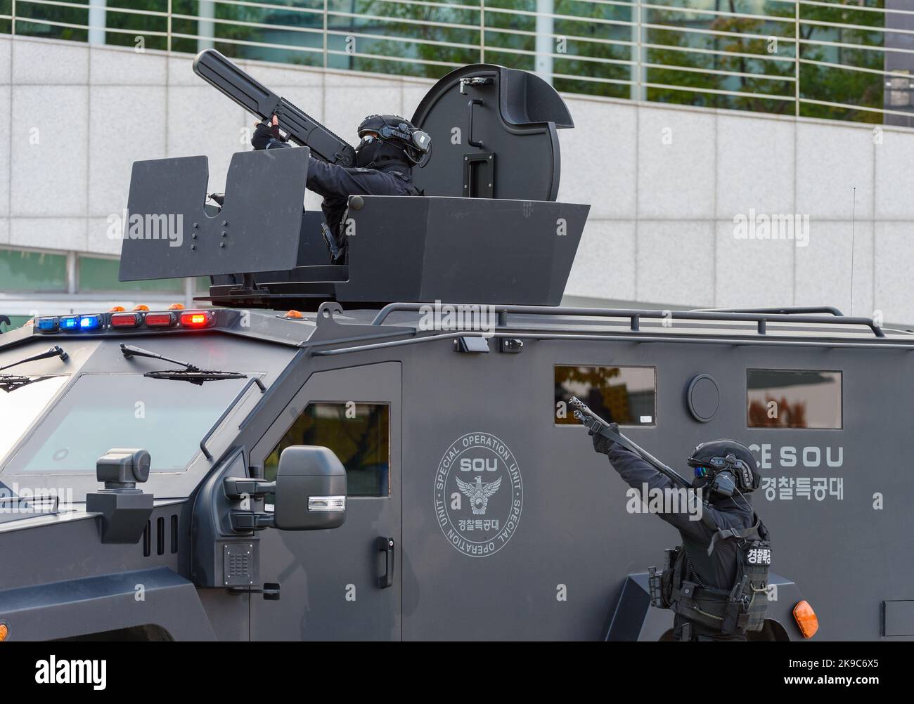 Goyang, South Korea. 27th Oct, 2022. South Korean police Special