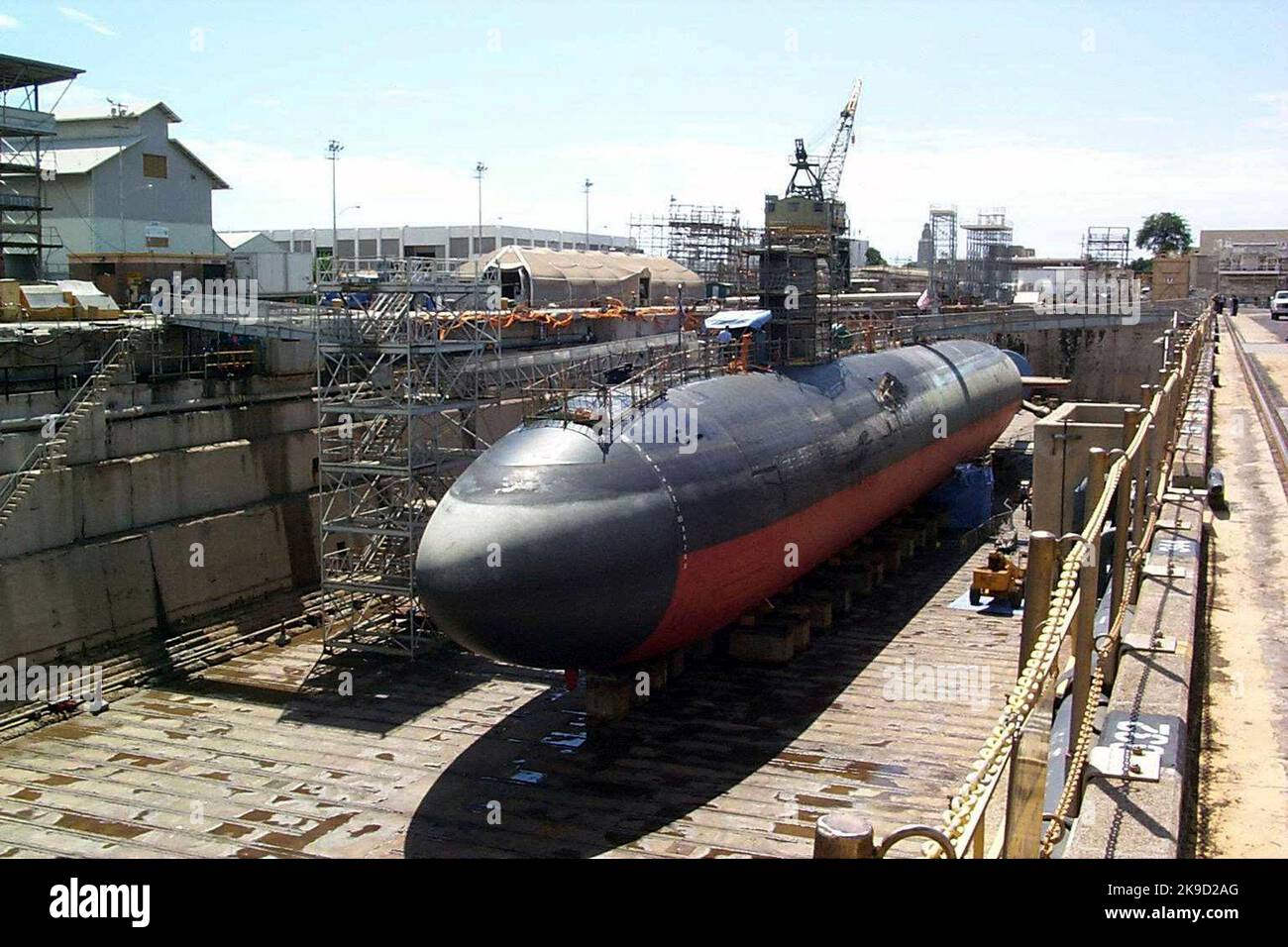 The USS Greeneville (SSN 772) sits in Dry Dock at the Pearl Harbor Naval Shipyard Hawaii, on Feb. 21, 2001. USS Greeneville is a Los Angeles-class nuclear-powered attack submarine (SSN), Stock Photo