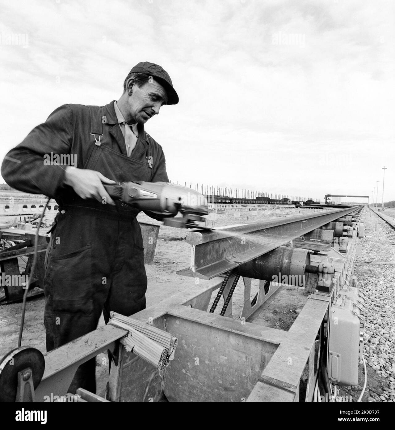 Grinding. Rail Stock Photo Alamy