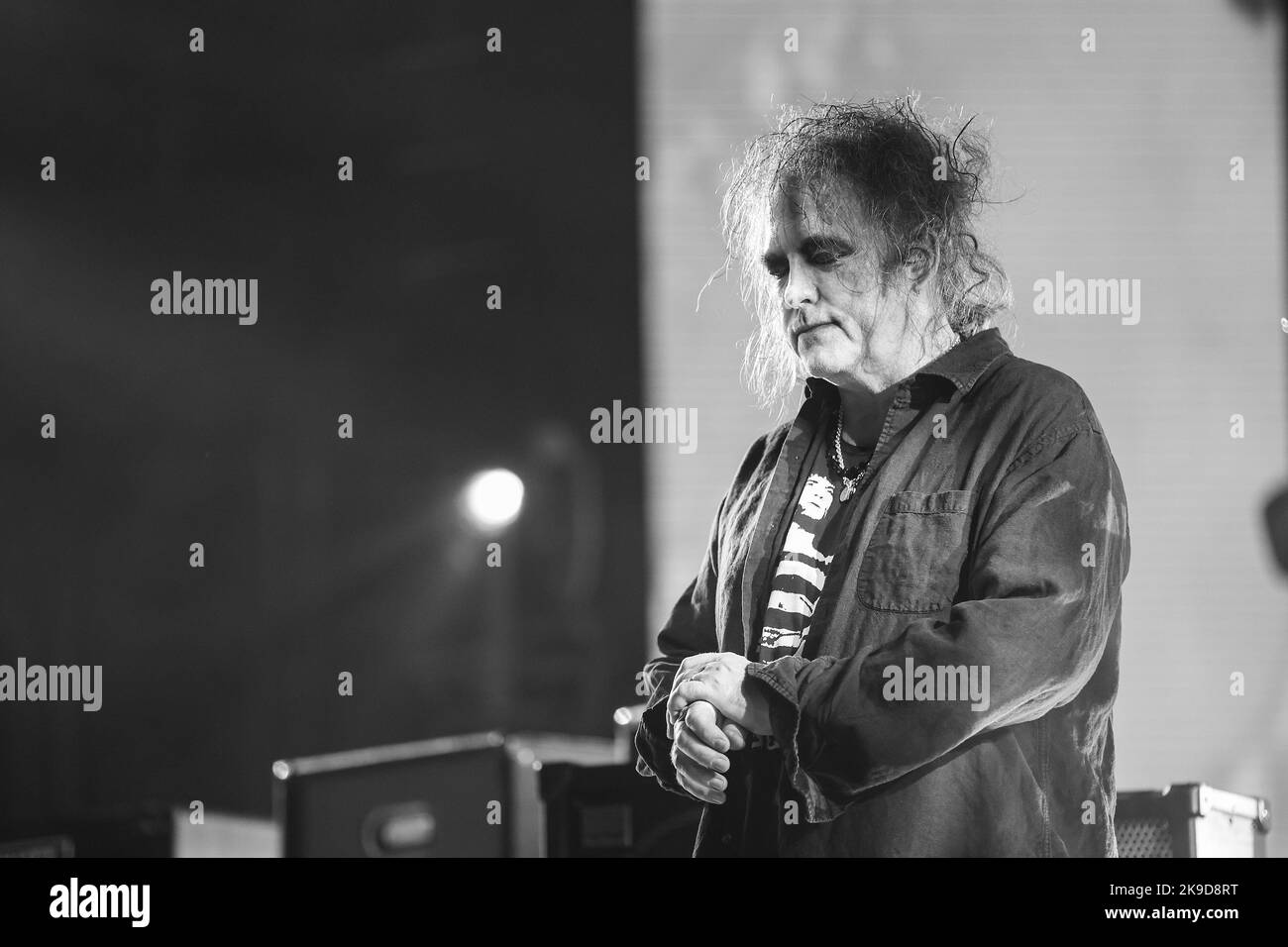 Robert Smith, frontman of English rock band The Cure performs during a concert at Arena Zagreb on October 27, 2022, in Zagreb, Croatia. Photo: Luka Stanzl/PIXSELL Credit: Pixsell photo & video agency/Alamy Live News Stock Photo