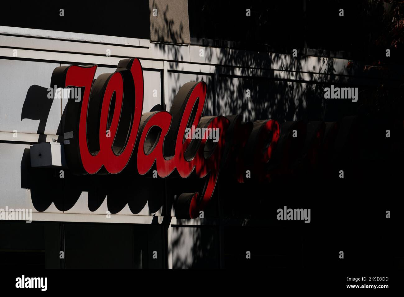 Walgreens corporate logo hires stock photography and images Alamy