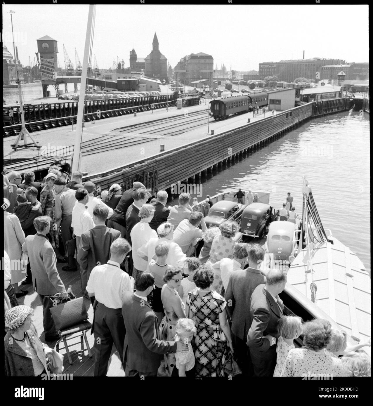 Ferry transit Black and White Stock Photos & Images - Alamy