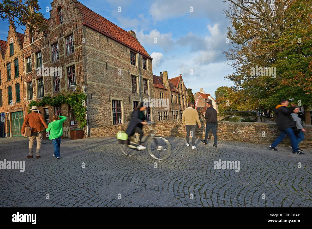 Bruges cobbles hi-res stock photography and images - Page 2 - Alamy