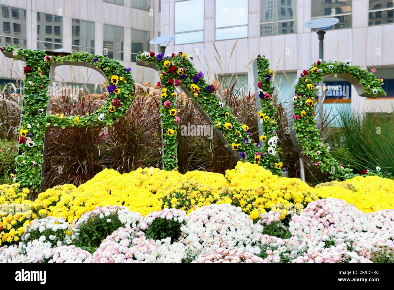 PNC Bank flower display on Euclid Avenue in downtown Cleveland, Ohio Stock Photo