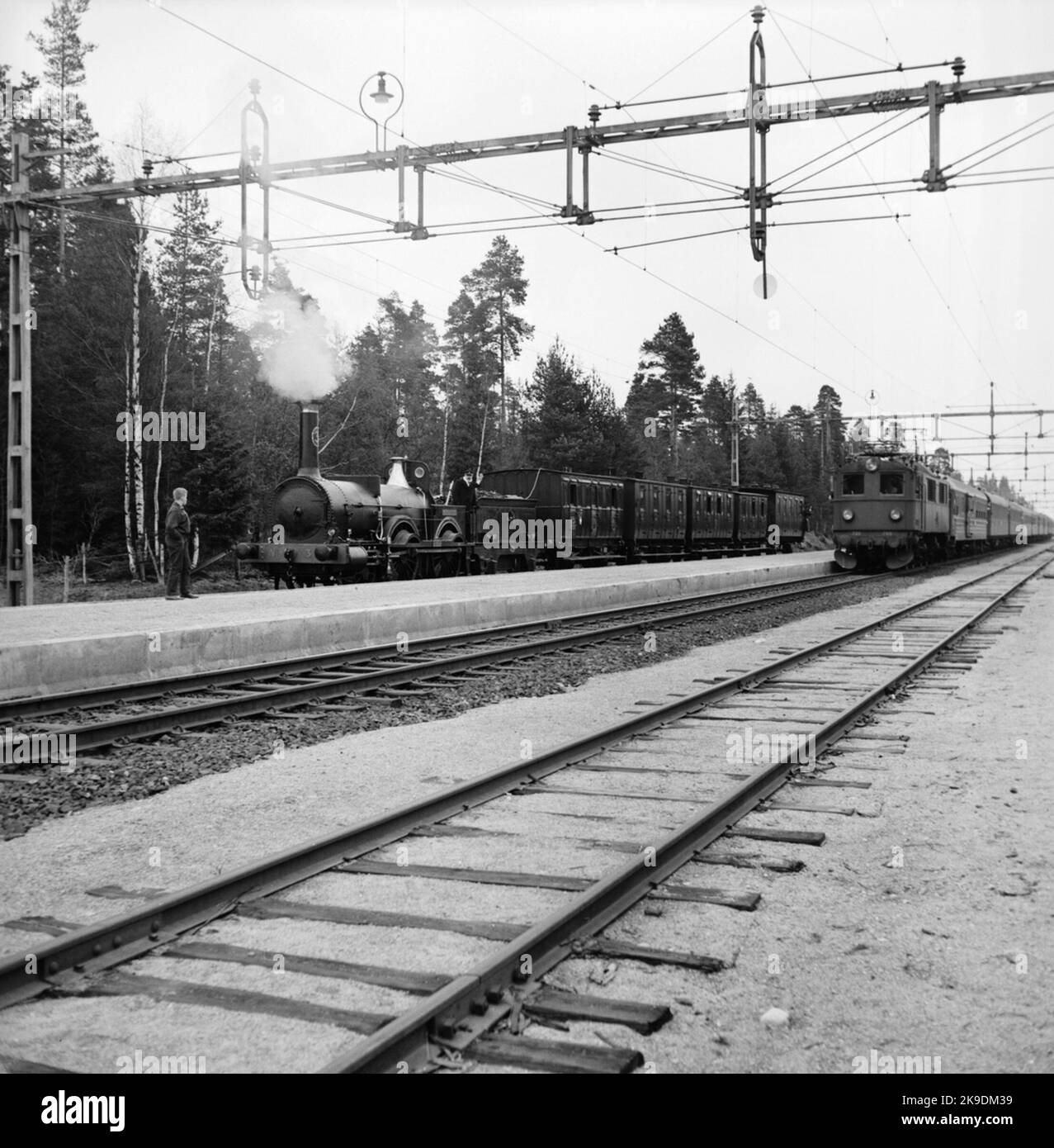 Historical train's journey from Stockholm to Gothenburg for the inauguration of train 62. SJ B 3 'Prince August'. KHJ CD 13. SJ C 182. SJ AB 289. SJ A 103. SJ C2B 329. SJ F 700 Stock Photo