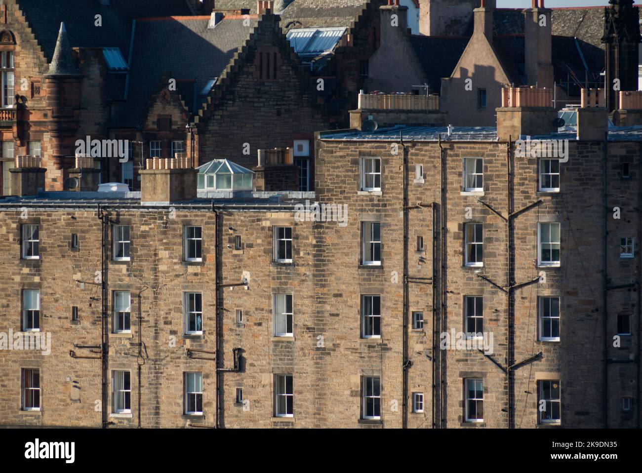 Tenements in Edinburgh Old Town Stock Photo Alamy