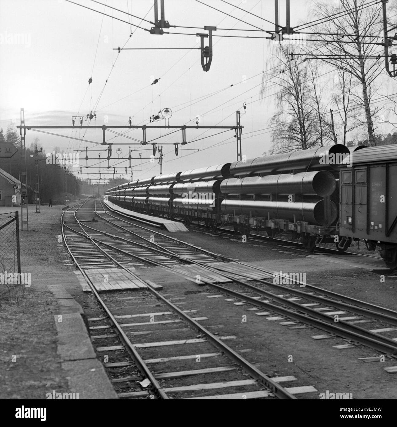 Industrial track Jordbro. Transport of Pipelines at Hand's Railway