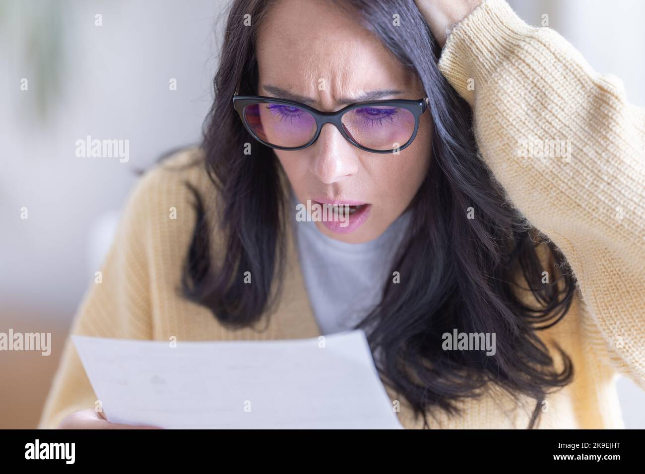 Shocked information hi-res stock photography and images - Alamy