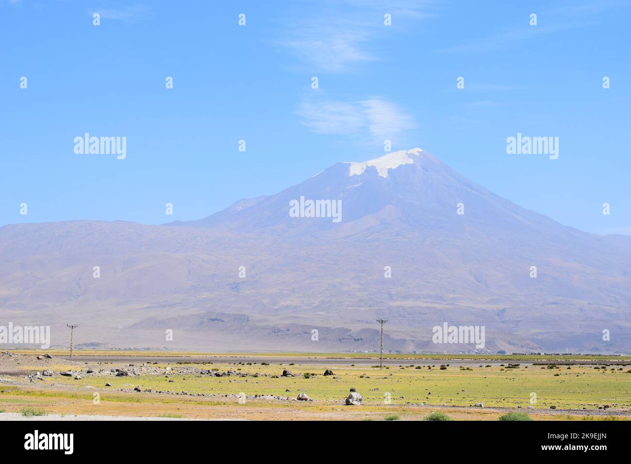 Agri Dagi (aka Mount Ararat) as seen from Turkey. The highest peak in Turkey (5,137 m). Photo taken in September 2022. Stock Photo