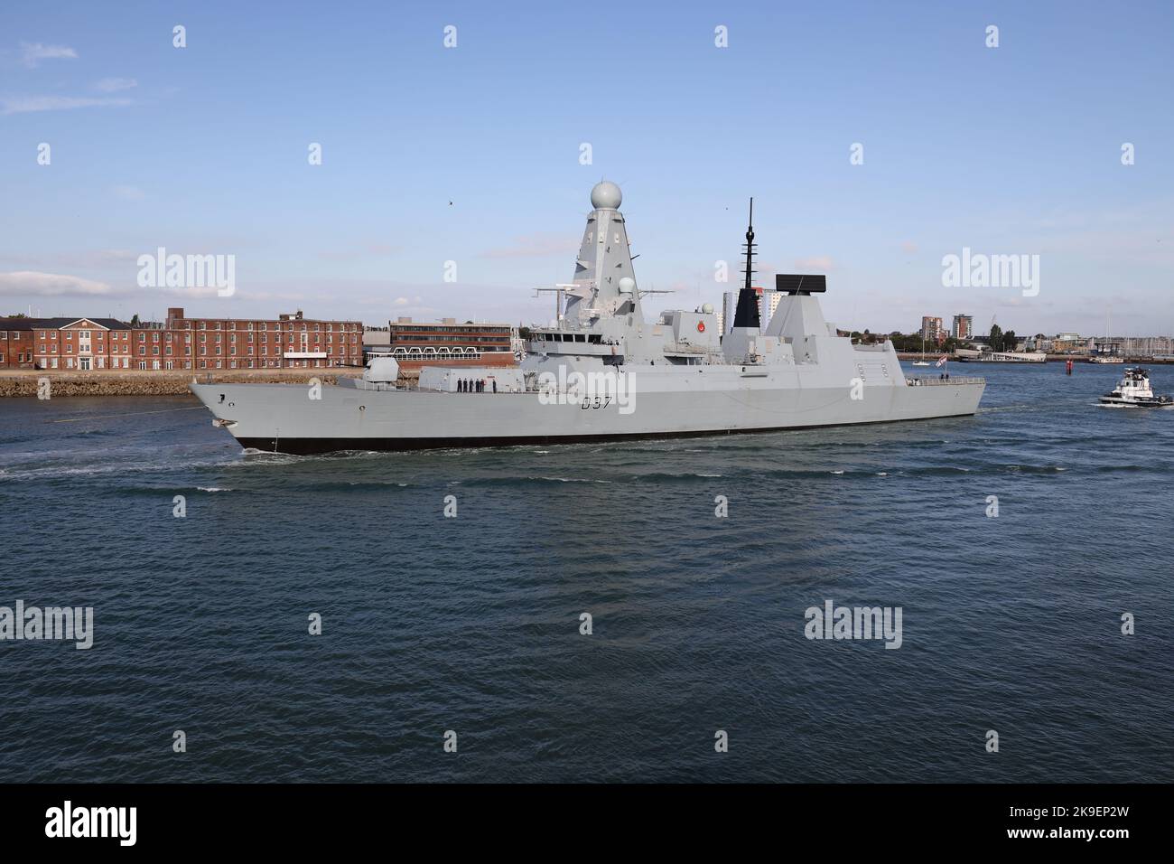 The Royal Navy Type 45 destroyer HMS DUNCAN leaving the Naval Base Stock Photo