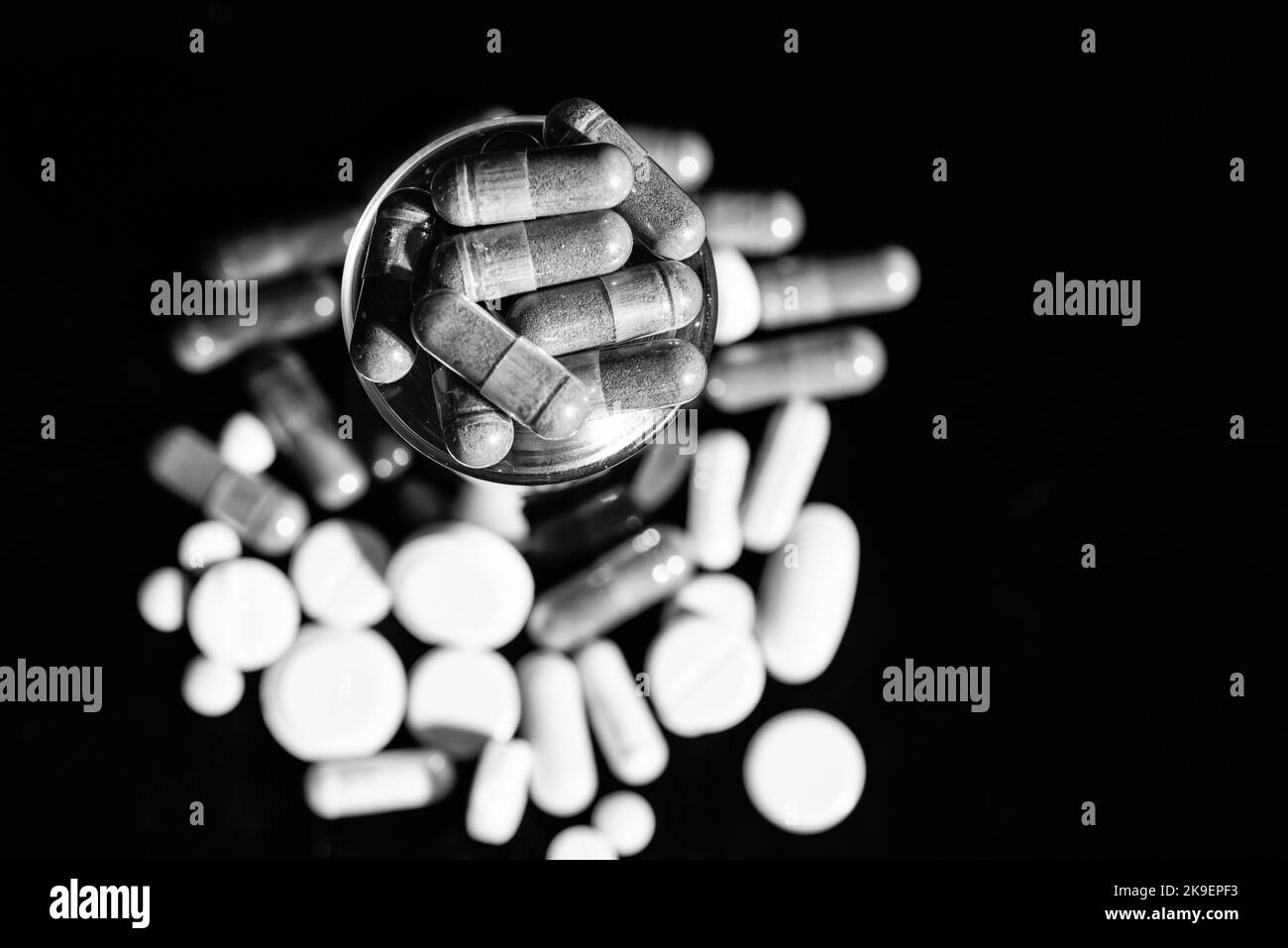 Gel caplets Black and White Stock Photos & Images Alamy