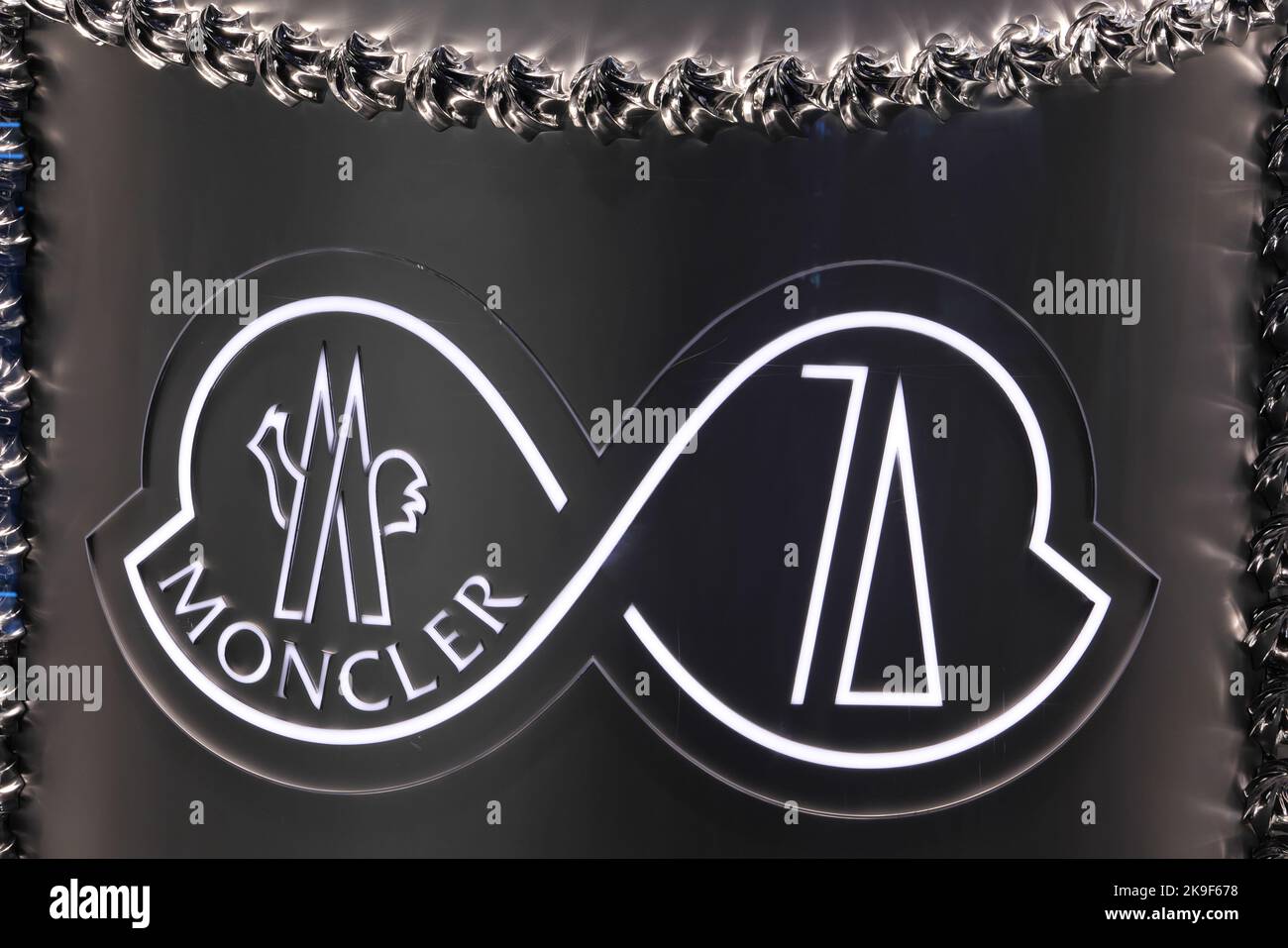 Moncler fashion hi-res stock photography and images - Alamy