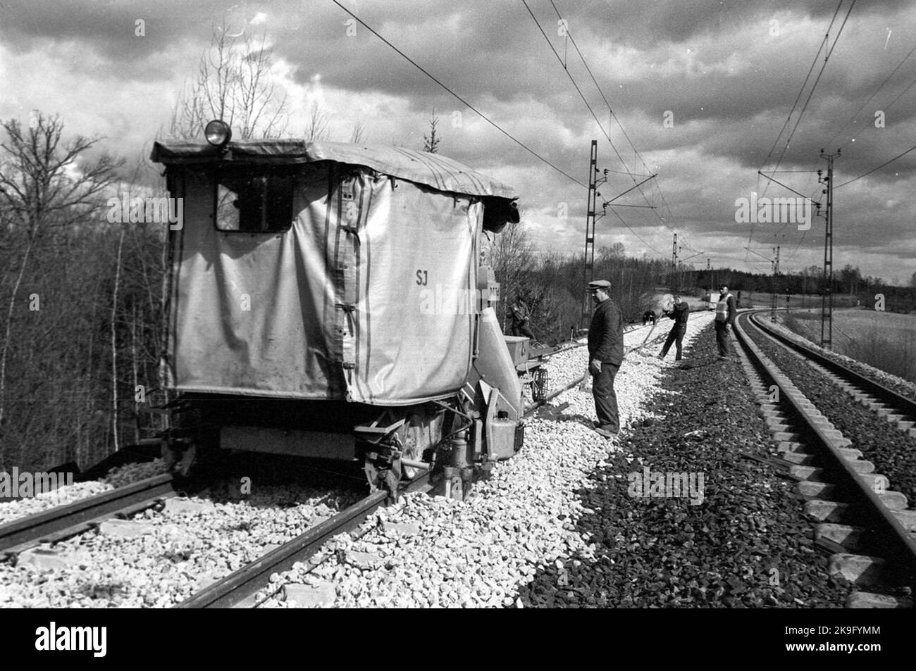 Repair railway rails Black and White Stock Photos & Images - Alamy