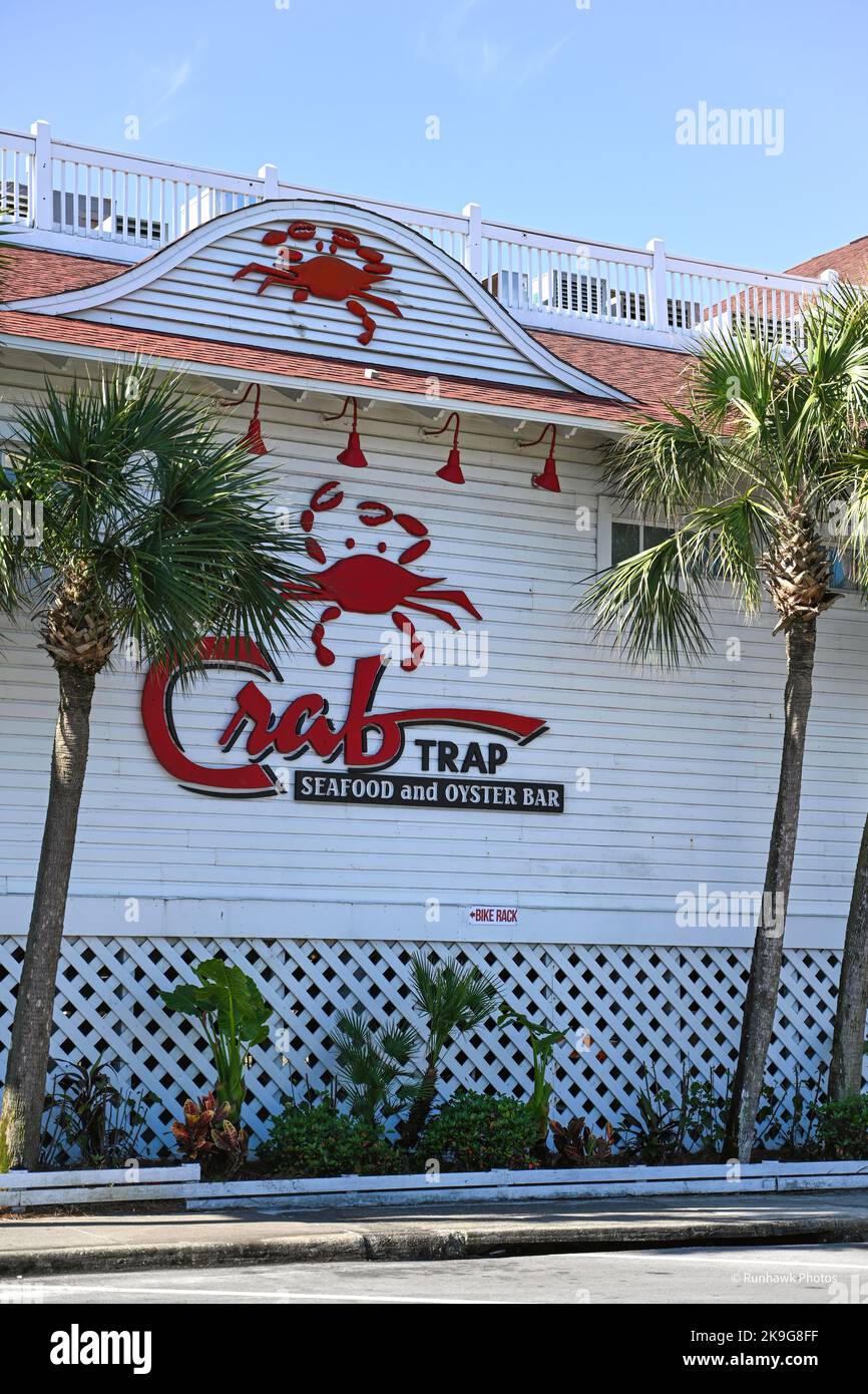 Famous Crab Trap See Food and Oyster Bar in Destin, FL. Front of
