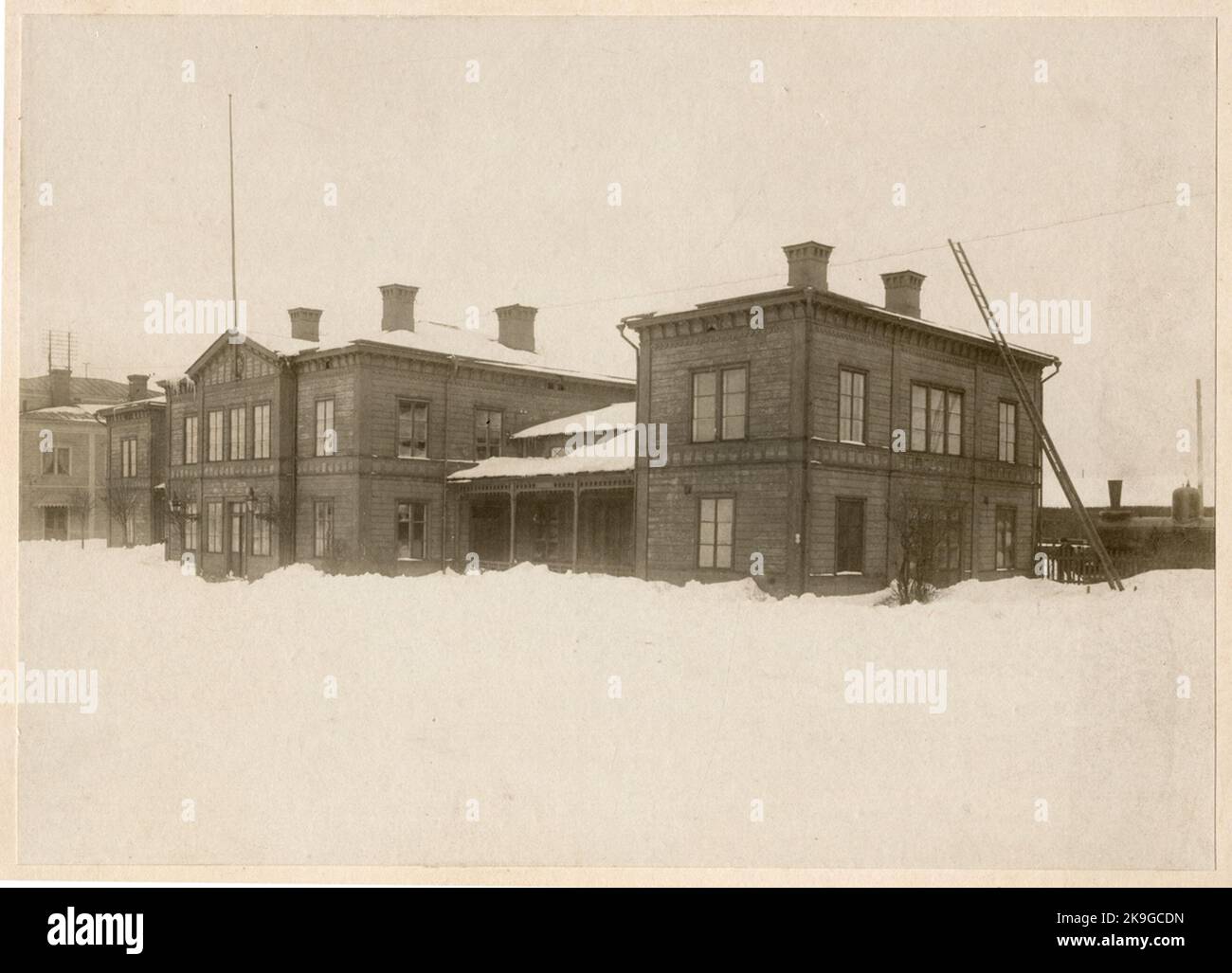Gävle Norra Station, demolished in 1908 long to the left hotel Fenix Stationshuset, the middle floor in the ground floor to the west backed overrun room upstairs upstairs to the ground floor on the ground floor. Stock Photo