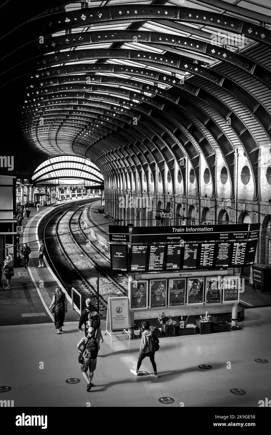 Station pillars Black and White Stock Photos & Images - Alamy