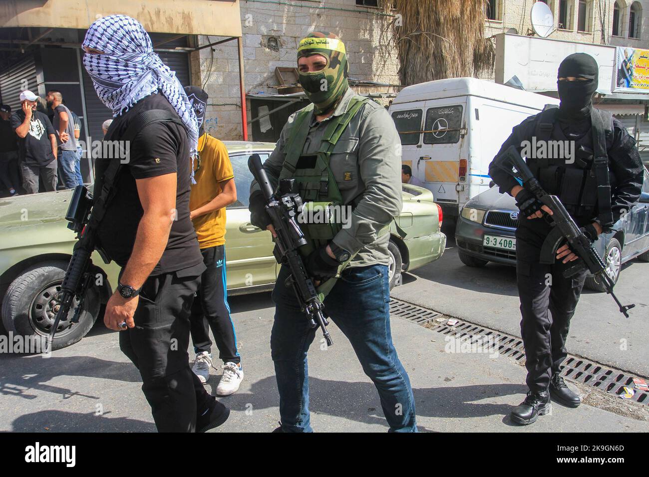 Nablus, Palestine. 28th Oct, 2022. Masked gunmen take part in the ...