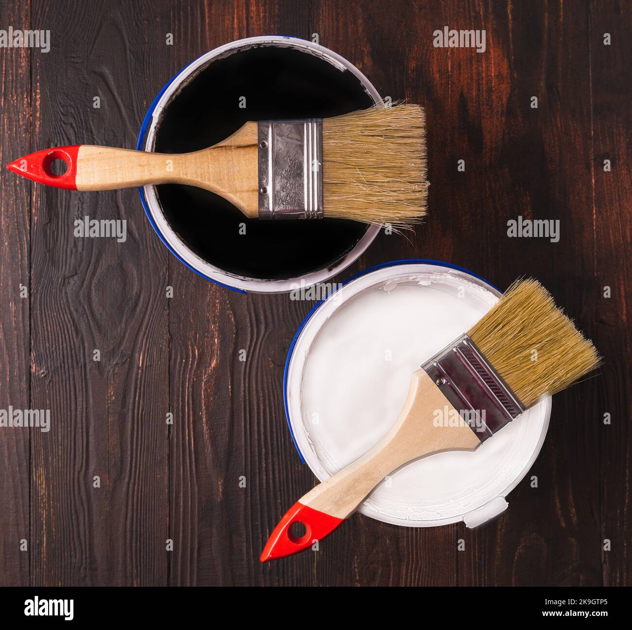Open black paint can white background hi-res stock photography and ...