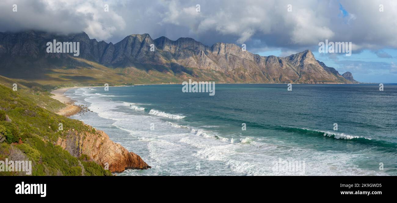 View towards Rooi Els and Hanklip from Clarence Drive on the eastern side of False Bay. Cape Town, Western Cape, South Africa. Stock Photo