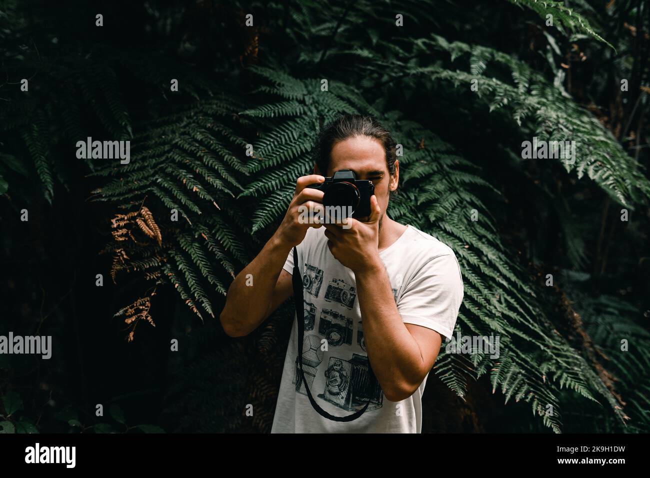 Man using camera lucida - USA Stock Photo - Alamy