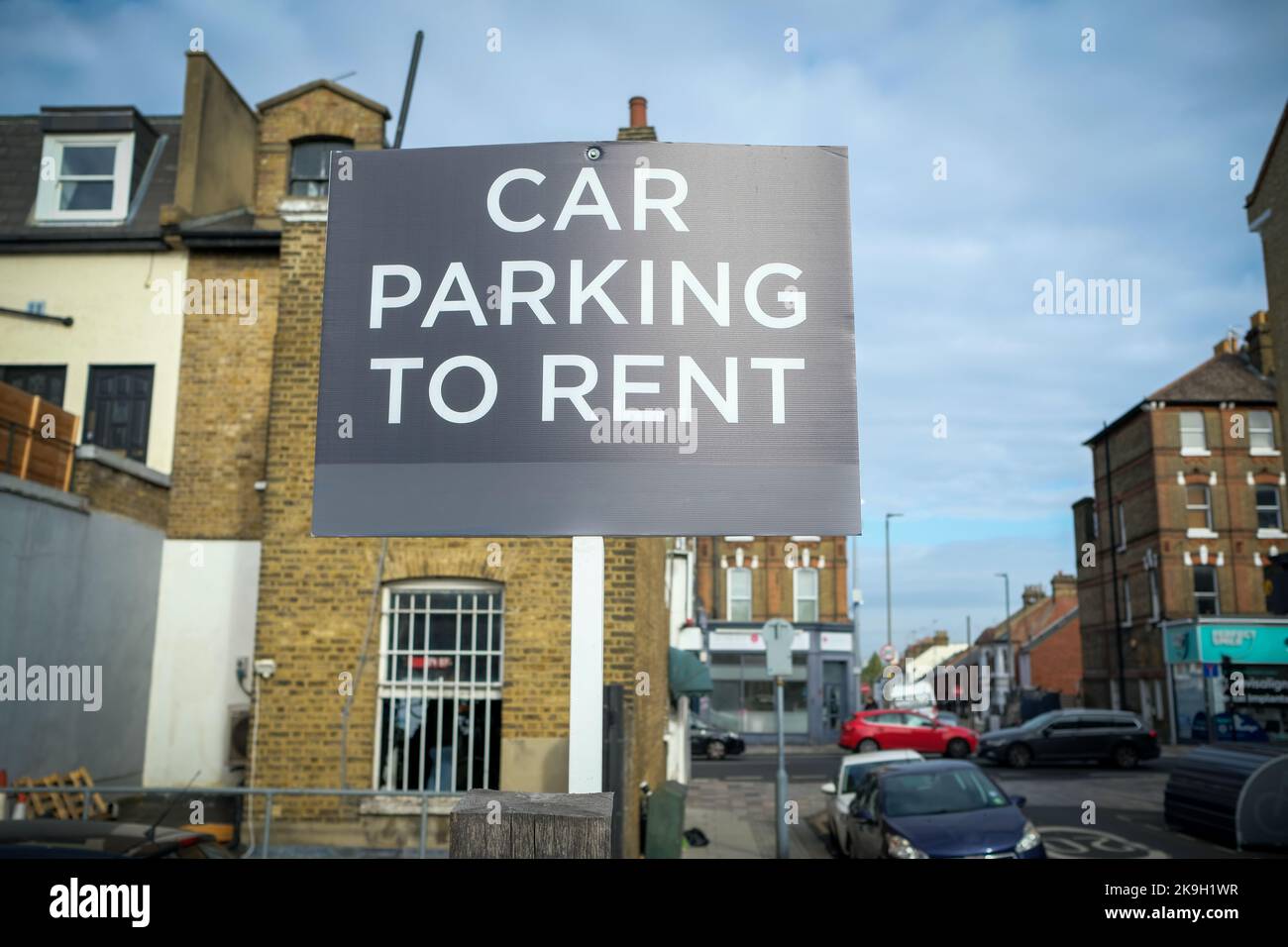 Car Parking to Rent sign on urban street Stock Photo