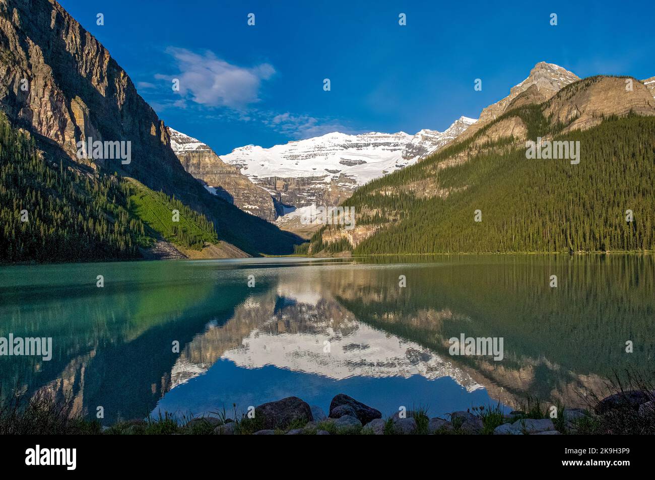 Lake Louise with the Victoria Glacier in the background at dawn Stock ...