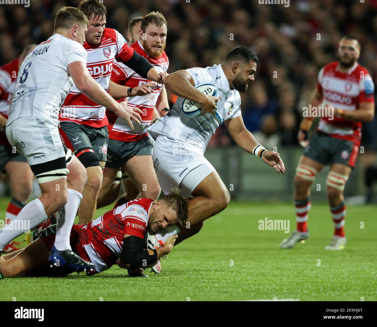 Gloucester, UK. 28th Oct, 2022. Scott Sio, making his debut for Exeter Chiefs, is tackled by Chris Harris of Gloucester Rugby during the Gallagher Premiership match Gloucester Rugby vs Exeter Chiefs at Kingsholm Stadium, Gloucester, United Kingdom, 28th October 2022 (Photo by Nick Browning/News Images) in Gloucester, United Kingdom on 10/28/2022. (Photo by Nick Browning/News Images/Sipa USA) Credit: Sipa USA/Alamy Live News Stock Photo