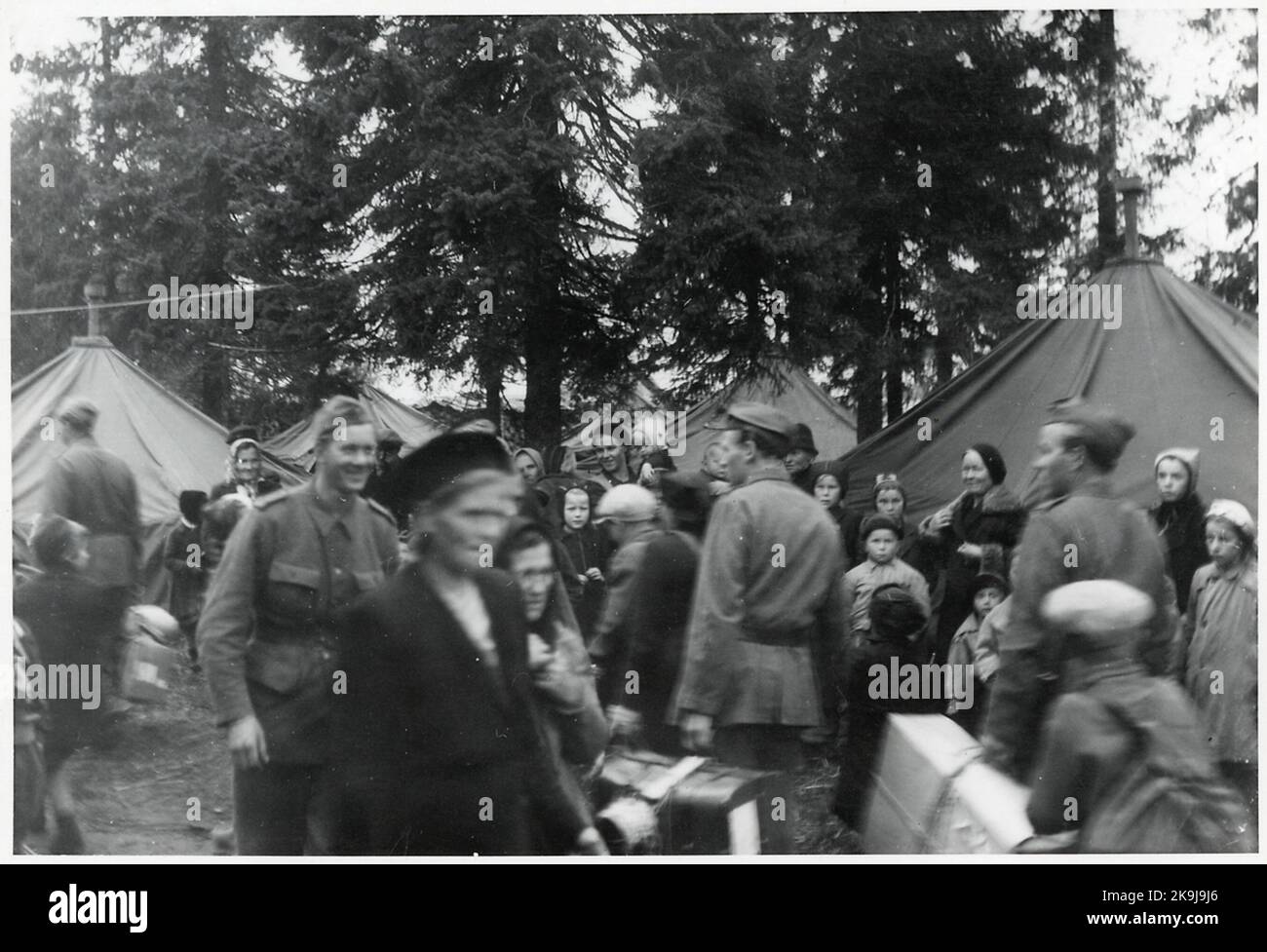 Refugees ww2 hi-res stock photography and images - Alamy