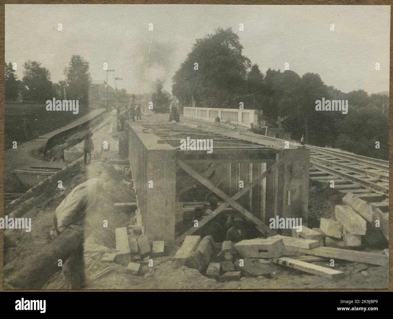Double track building between Alingsås Olskroken. The bridge over