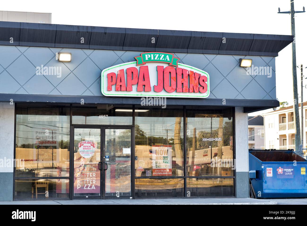 Papa john's pizza hi-res stock photography and images - Alamy