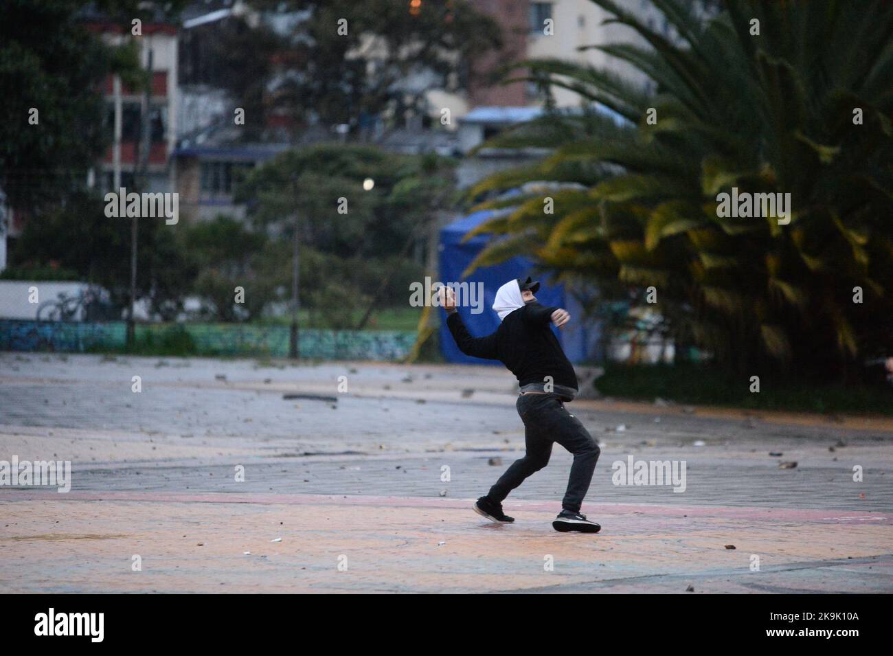 Demonstrators clash with Colombia's anti-riot police squadron (UNDOMO) formerly knwon as ESMAD clashes as protests raise in Bogota, Colombia amid the liberation of political prisioners captured during the last year anti-government protests, on October 28, 2022. Photo by: Lina Gasca Martin/Long Visual Press Stock Photo