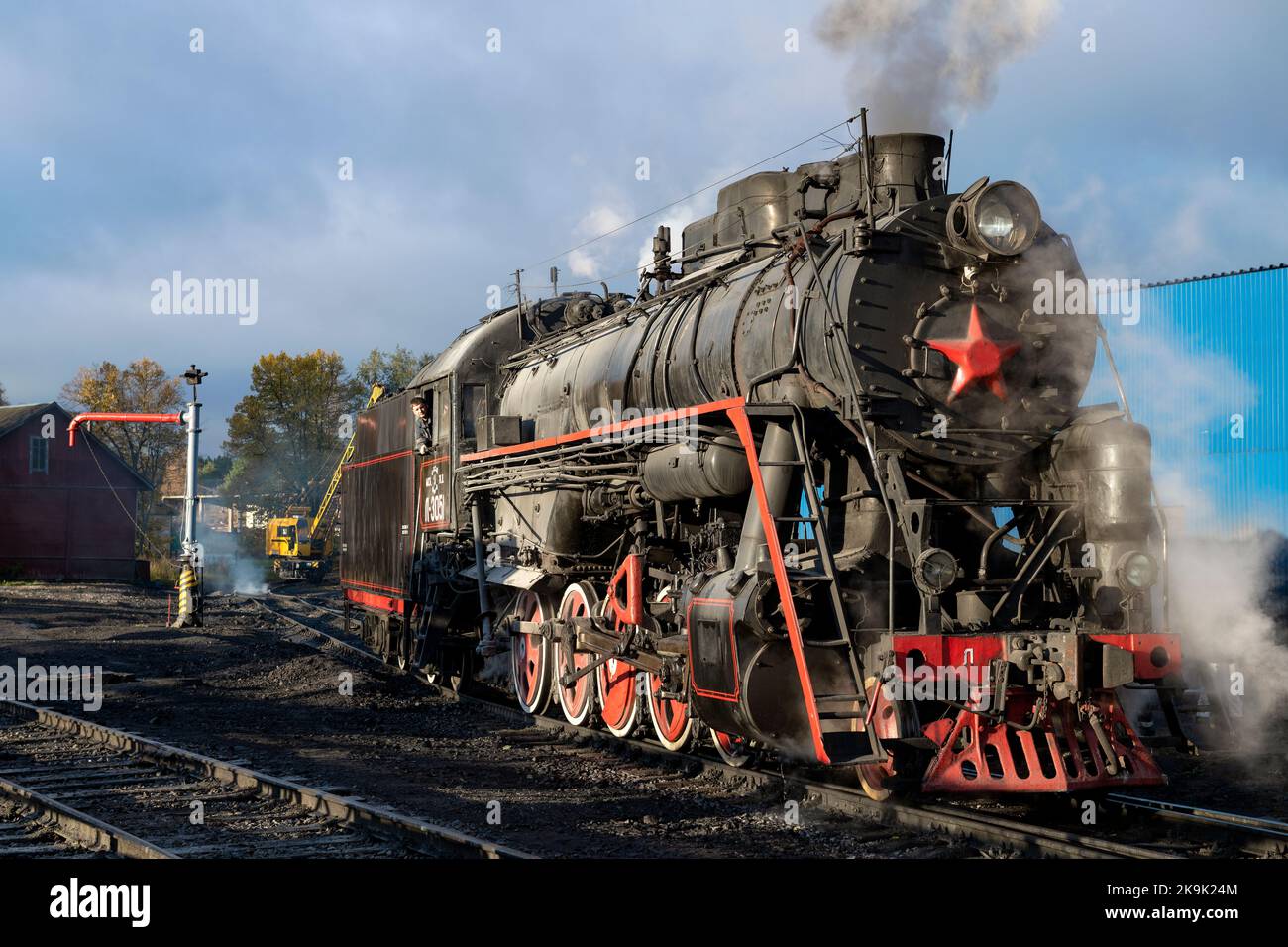SORTAVALA, RUSSIA - OCTOBER 09, 2022: Soviet cargo mainline steam locomotive of 'L' series (L-3051, Lebedyanka) on the Sortavala station on a sunny Oc Stock Photo