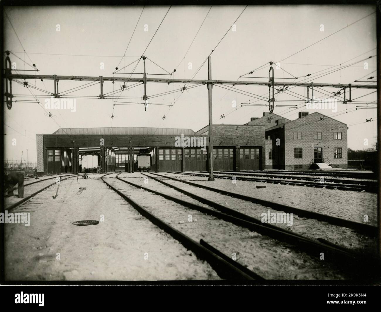 The development of traffic has affected the necessary enlargements and modernizations. During the years 1931-1933 in conjunction with the electrification electrification, extensive expansion of the Rangerbandgården was carried out, which was provided with shiftsvall, a locomotive for electrolook and a street voy. Stock Photo
