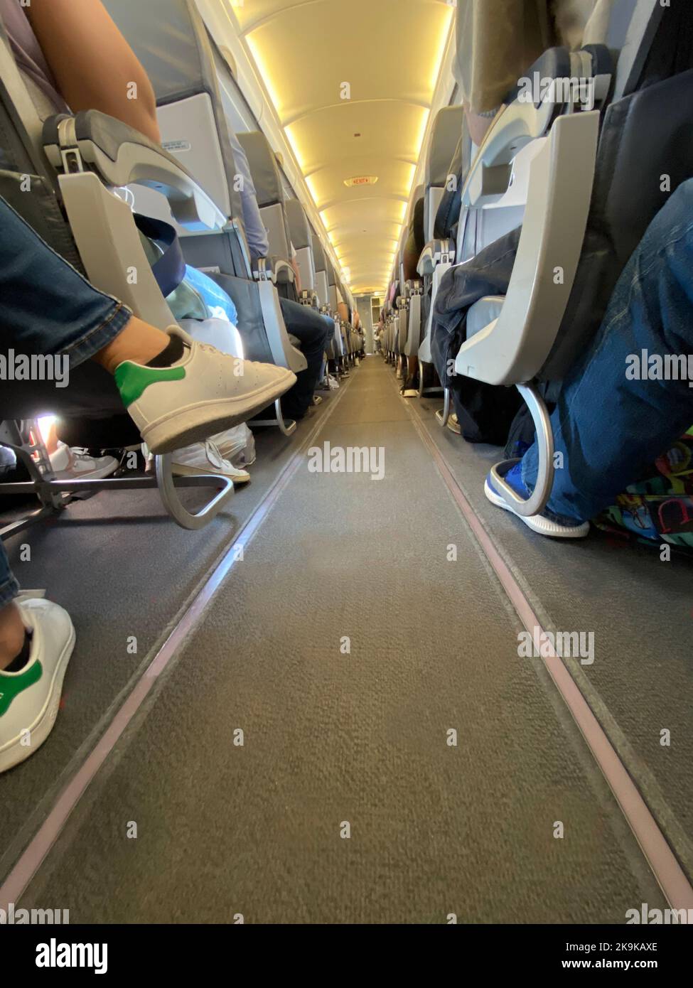 Airplane aisle cabin hi-res stock photography and images - Alamy