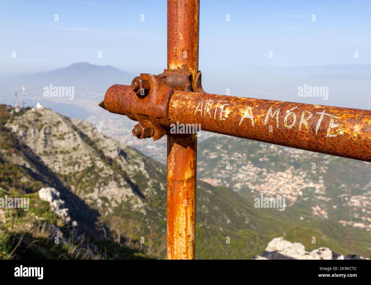 Arte a Morte Art is Death graffiti on Monte San Michele Amalfi Coast Stock Photo