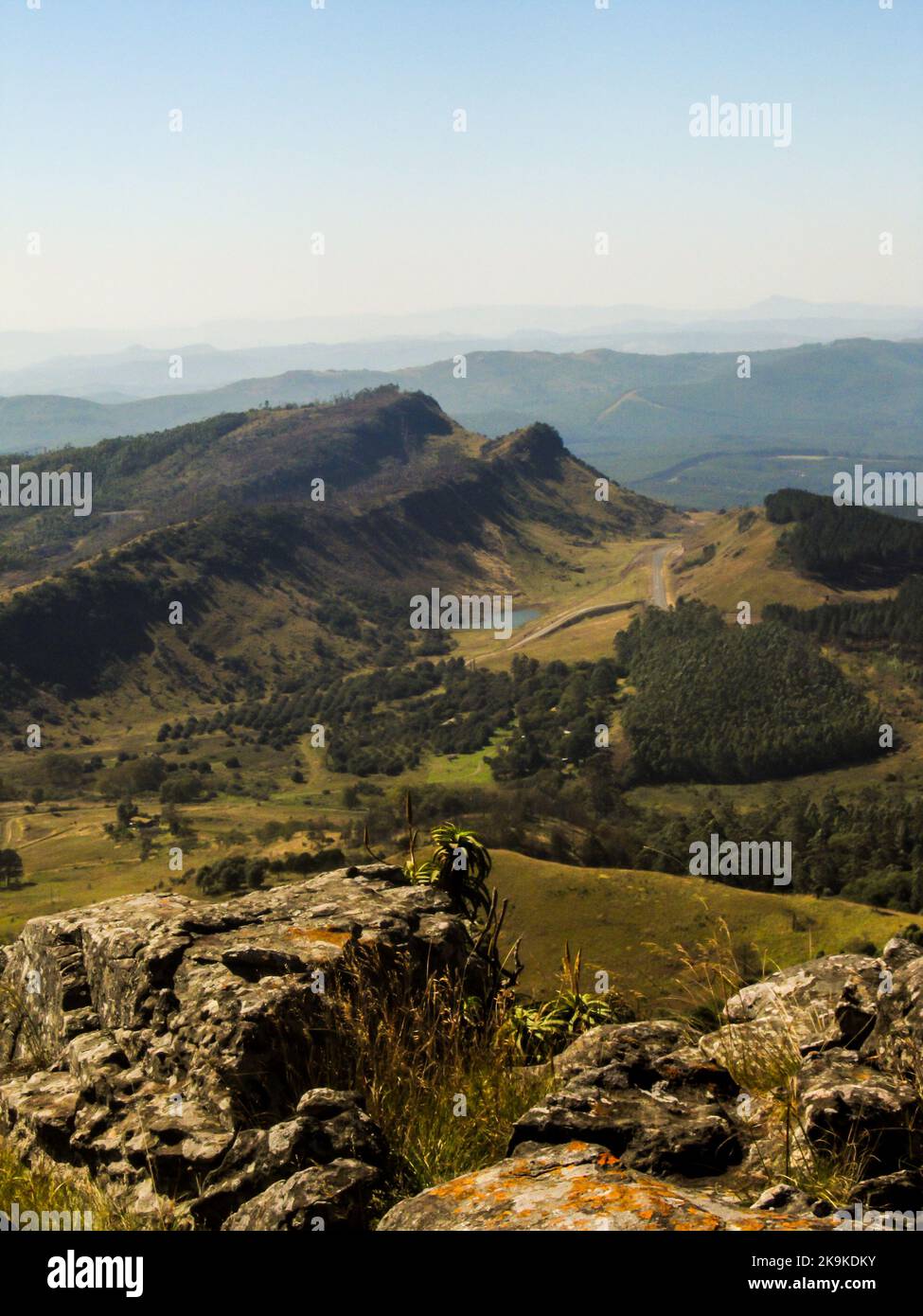 Looking down over the valleys and mountains surrounding Kaapsche Hoop, South Africa Stock Photo