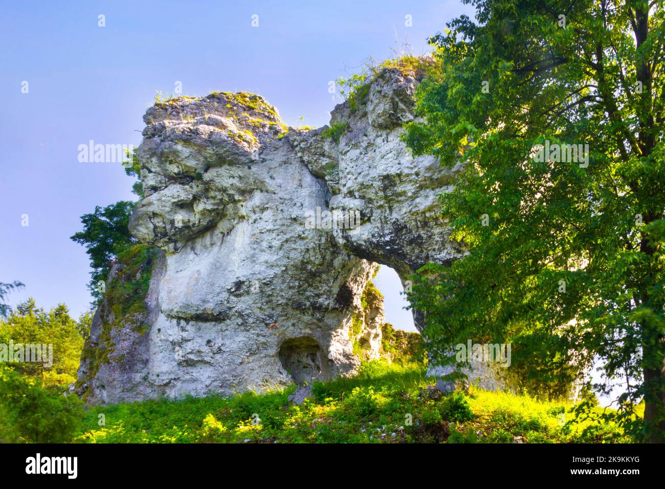 Limestone rock formation called Brama Suliszowicka gate in Poland, Jura Krakowsko-Czestochowska Upland Stock Photo