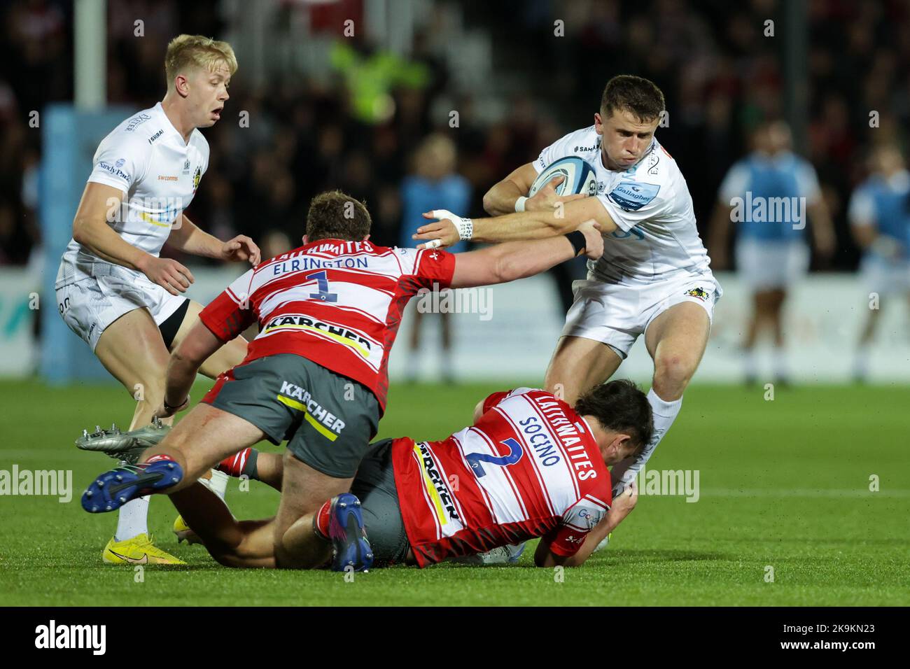Gloucester, UK. 28th Oct, 2022. Harvey Skinner of Exeter Chiefs is tackled by Santiago Socino and Harry Elrington of Gloucester Rugby during the Gallagher Premiership match Gloucester Rugby vs Exeter Chiefs at Kingsholm Stadium, Gloucester, United Kingdom, 28th October 2022 (Photo by Nick Browning/News Images) in Gloucester, United Kingdom on 10/28/2022. (Photo by Nick Browning/News Images/Sipa USA) Credit: Sipa USA/Alamy Live News Stock Photo