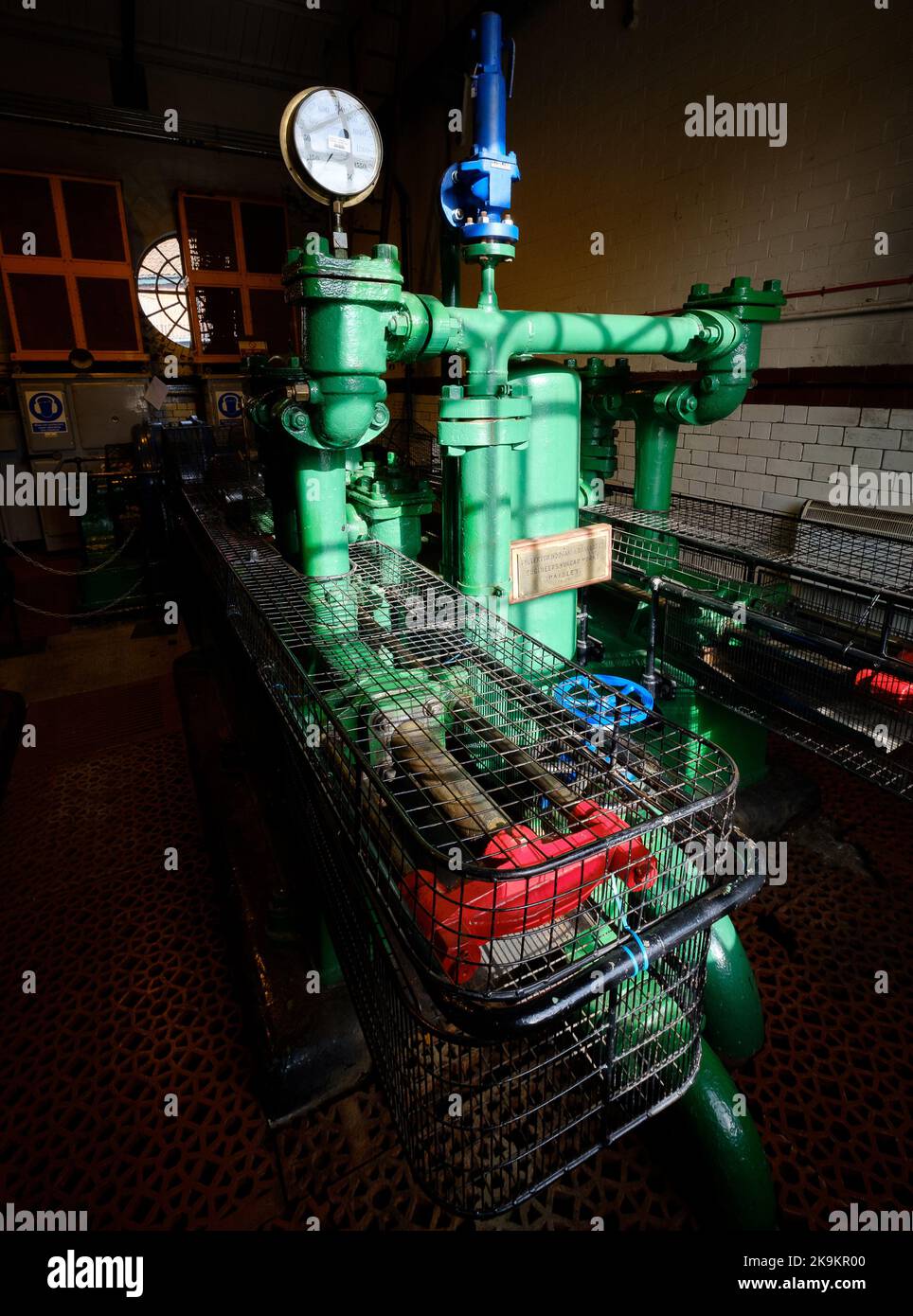 A hydraulic pump and the Underfall Yard, Bristol Basin Stock Photo Alamy