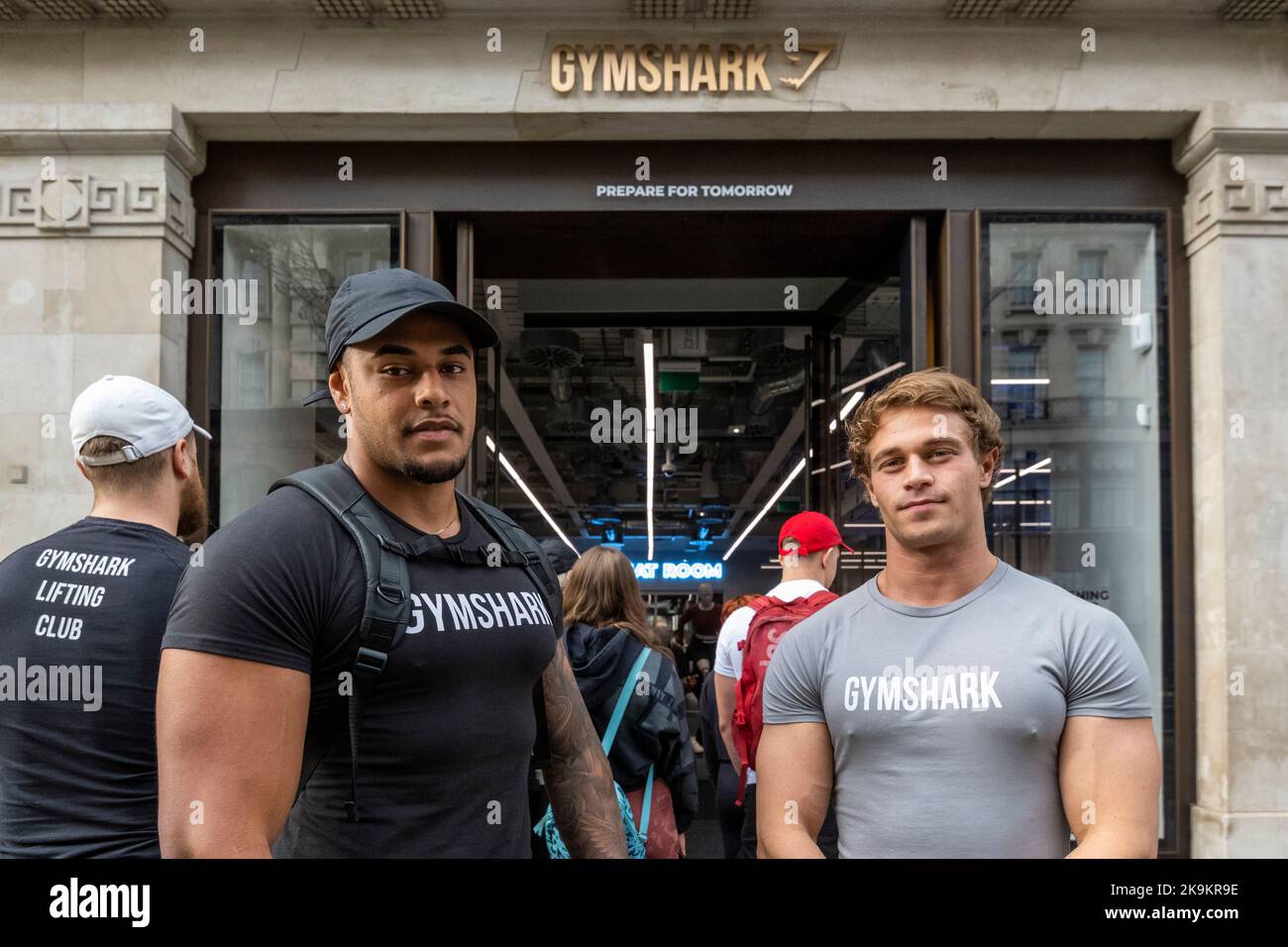 Gymshark clothing hi-res stock photography and images - Alamy