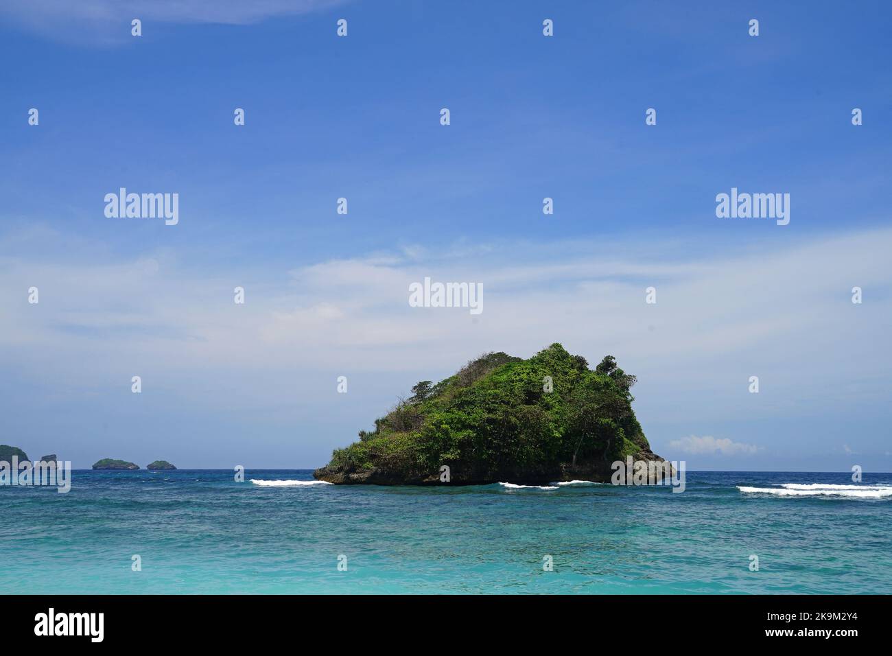 Pantai Teluk Asmara Beach, Malang, East Java, Indonesia Stock Photo - Alamy
