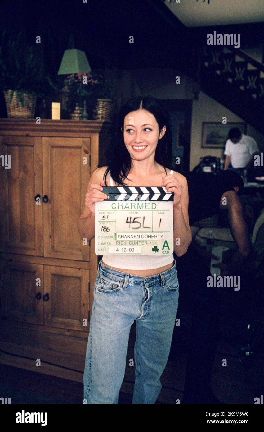 SHANNEN DOHERTY in CHARMED (1998). Credit: THE WB TELEVISION NETWORK