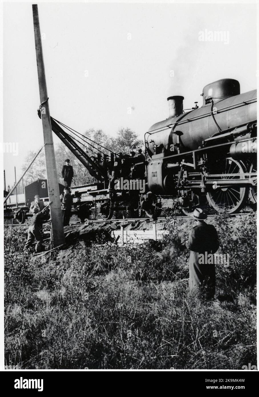 Mounting of post Stock Photo - Alamy