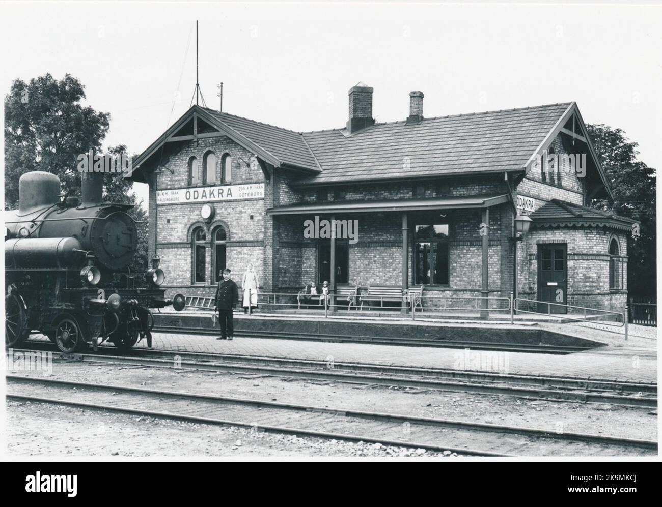 Ödåkra station. Skåne-Halland Railway, Shj. The course was opened in 1885. was taken over by the State Railways, SJ 1896. Electricity 1937. SJ J 1340. Stock Photo
