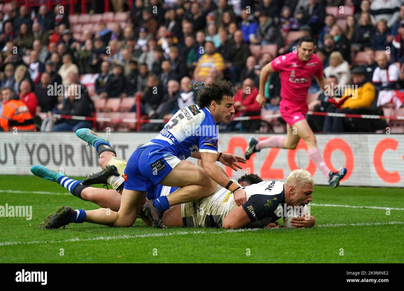 England's Ryan Hall scores their side's fourth try of the game during ...