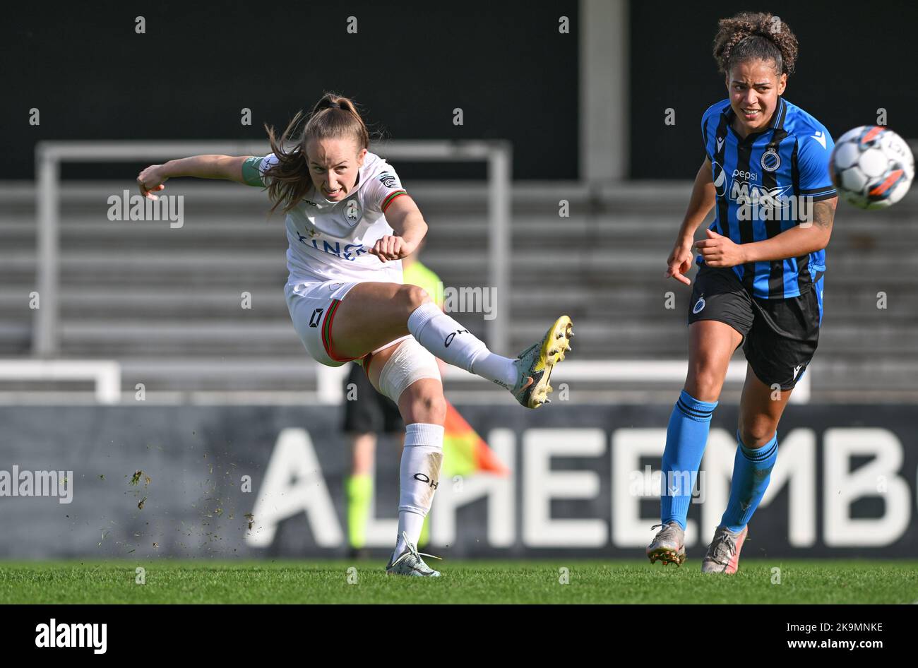 Sari Kees (2) of OHL pictured with Roosa Ariyo (20) of Brugge during a