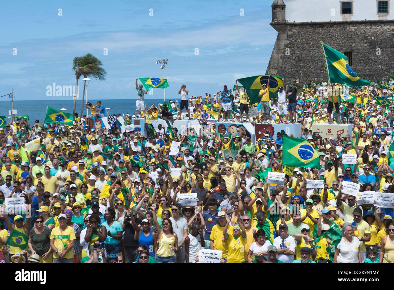 Protesters with Brazilian flags call for the impeachment of Dilma Ruosseff. Salvador, Brazil Stock Photo