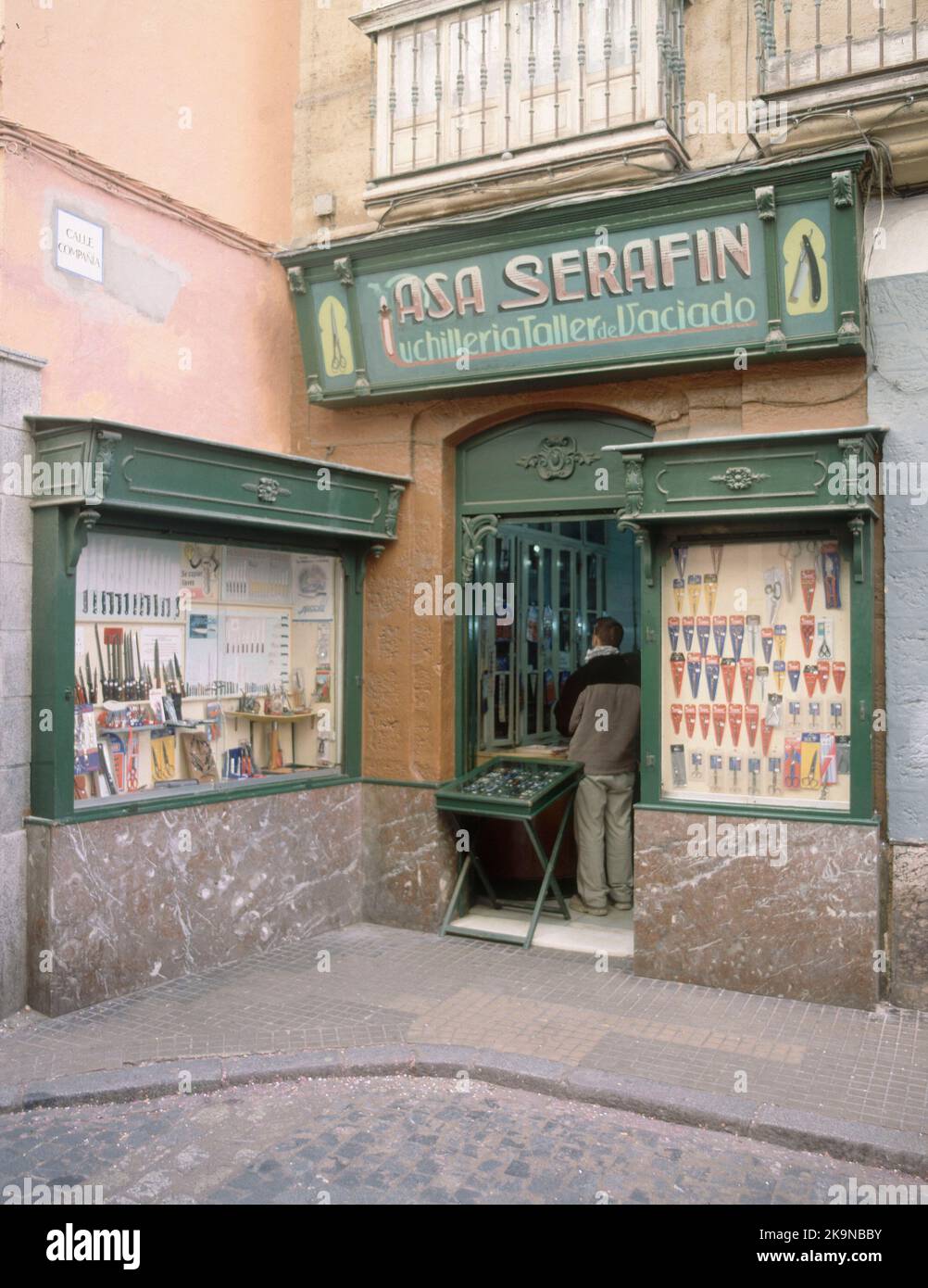 CUCHILLERIA TALLER DE VACIADO 