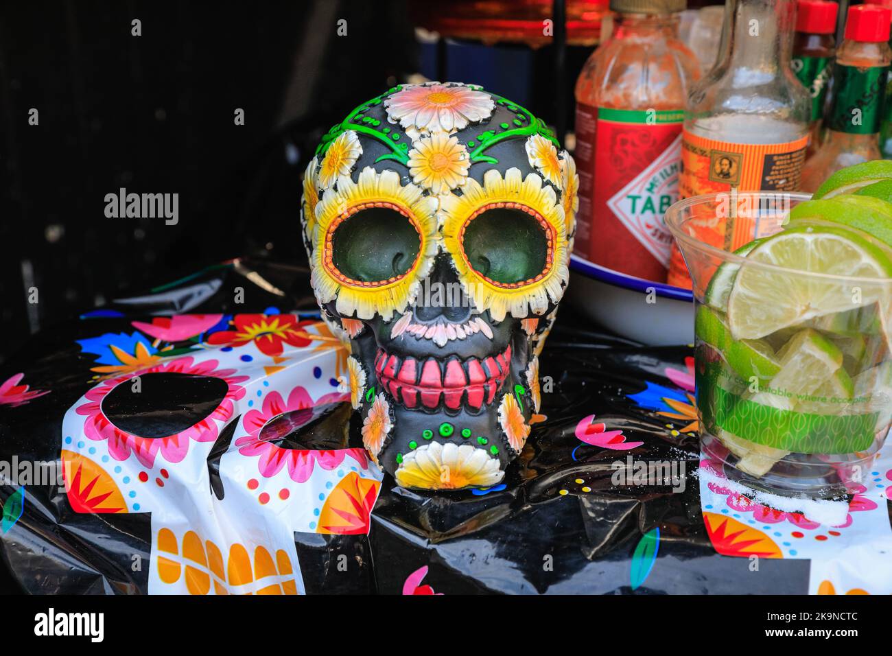 London, UK. 29th Oct, 2022. Columbia Road celebrates the Mexican tradition with London's Day of the Dead Festival with costumes, performers, a parade, decorated shops and stalls. Credit: Imageplotter/Alamy Live News Stock Photo