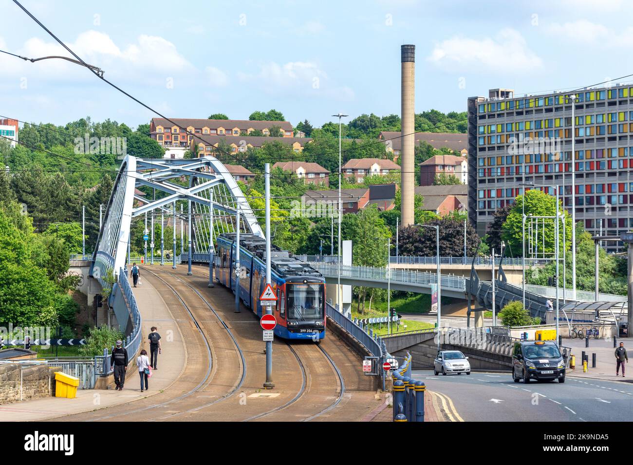 Sheffield Supertram crossing Park Square Bridge, Sheffield, South Yorkshire, England, United Kingdom Stock Photo